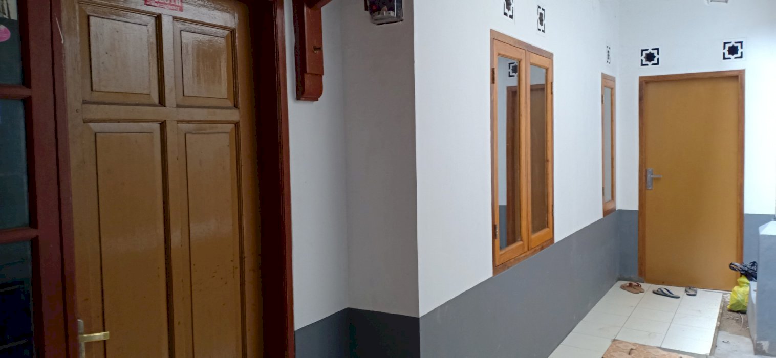 Di Jual Rumah Tinggal Bisa Menjadi Tempat Kost Di Cimahi Bandung
