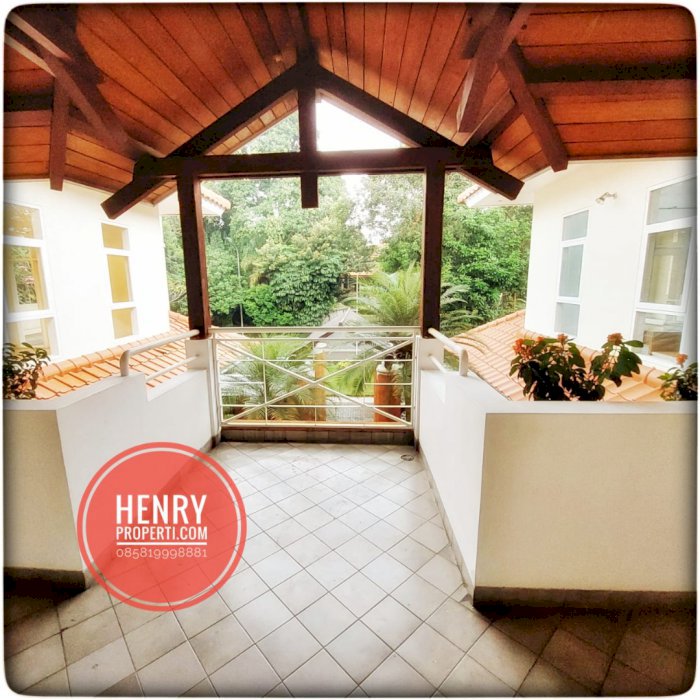 For Rent House Semi Furnish at Easy Access Location at pondok indah