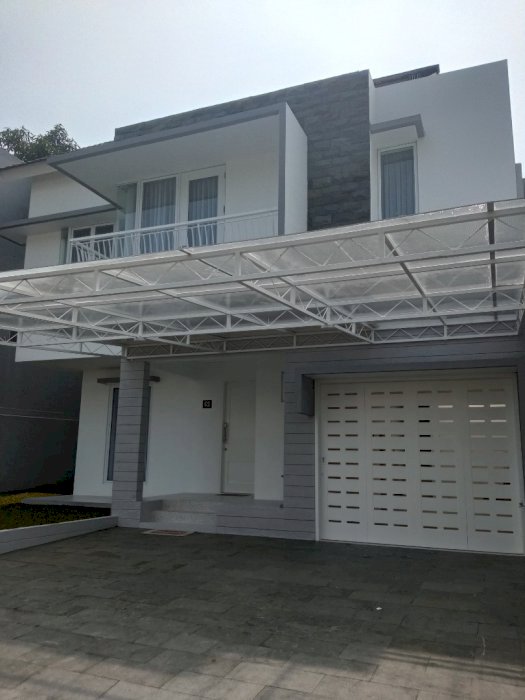 DI JUAL RUMAH FULFURNIS SENTUL CITY