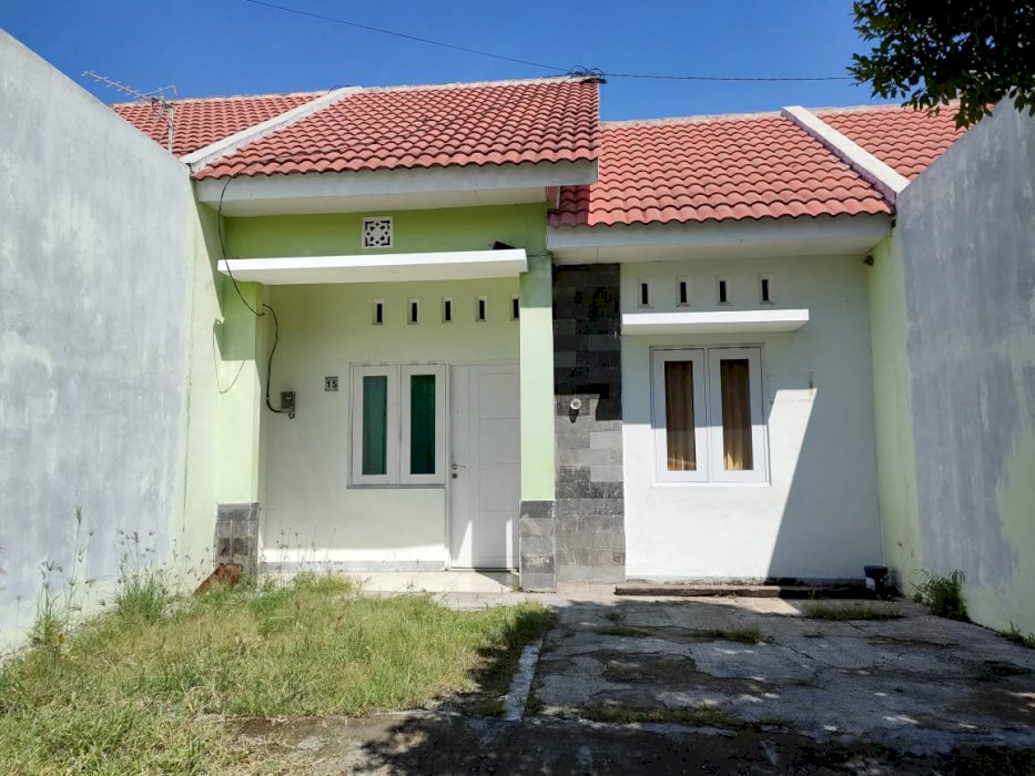 Dijual rumah milik saudara di Surodinawan