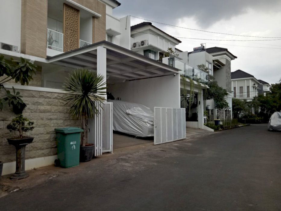 Rumah Bagus 2 Lt Dlm Cluster Elit Pondok Labu, Cilandak, Jakarta
