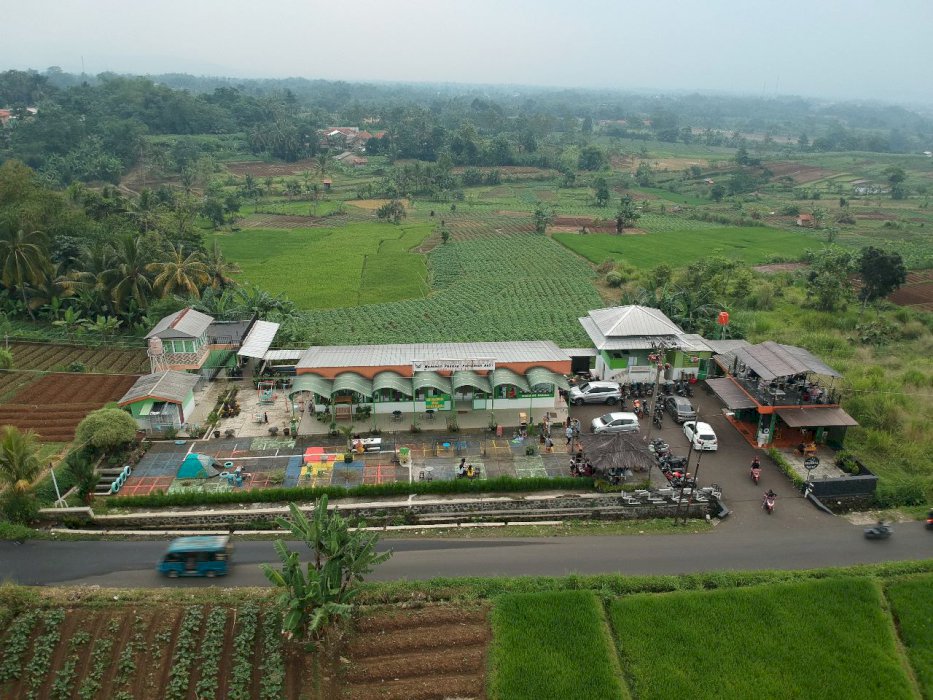 Villa di Rest Area Bukit Bintang, Gunung Bundar Tenjolaya, Bogor