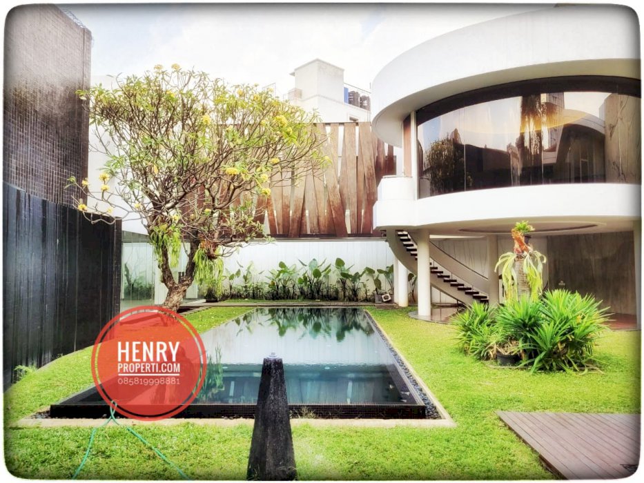 Dijual Rumah Sultan di Menteng Cocok Buat Embassy dan Keluarga