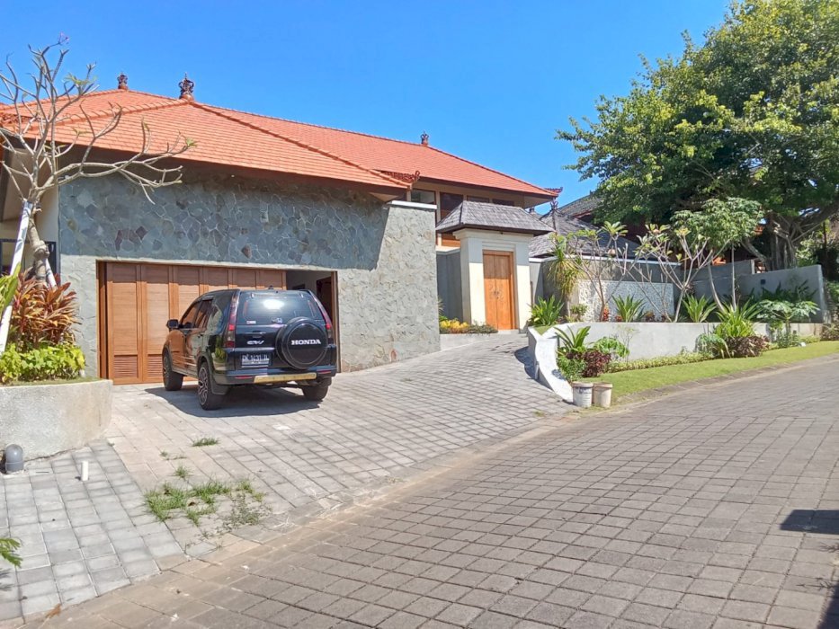 Brand new villas onegate system pecatu golf