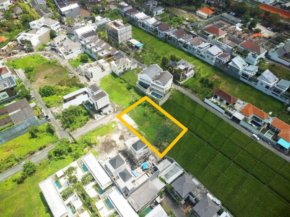 Tanah canggu brawe belakang starback