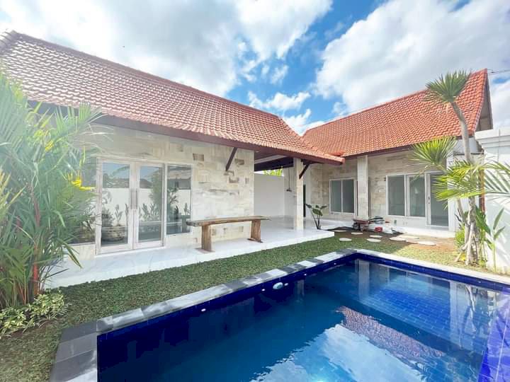 Spacious Brand-new Villa Un-furnish for Yearly Rent in Padonan