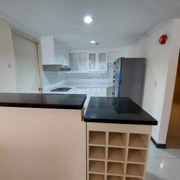 apartemen taman anggrek di sewa 2br fasilitas lengkap