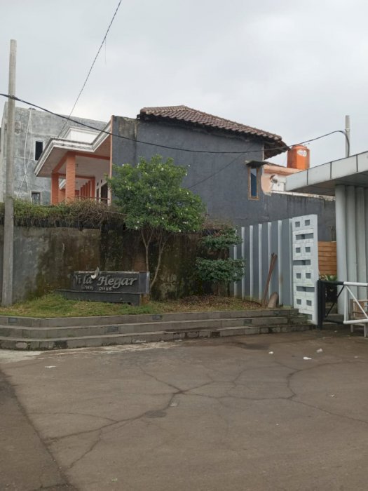 Di jual cepat Villa Hegar Town House Cikoneng