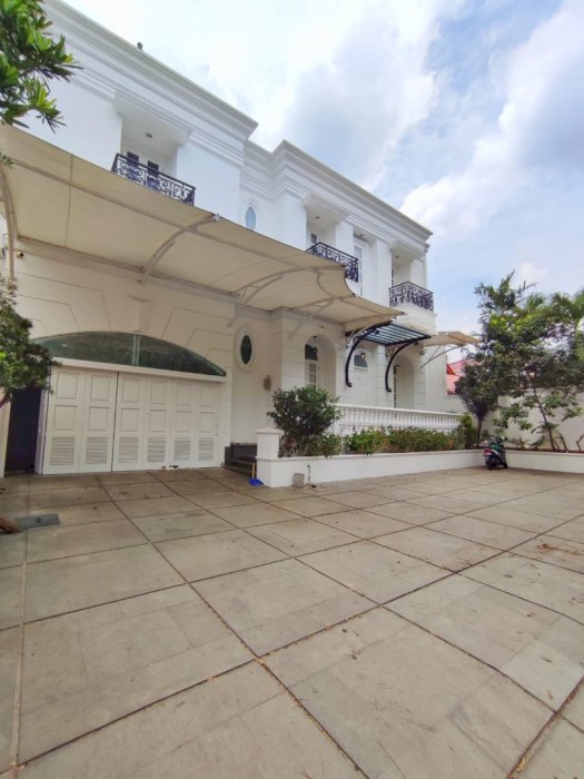 The Luxury House Full Furnished At Elite Area Pondok Indah Jakarta Slt