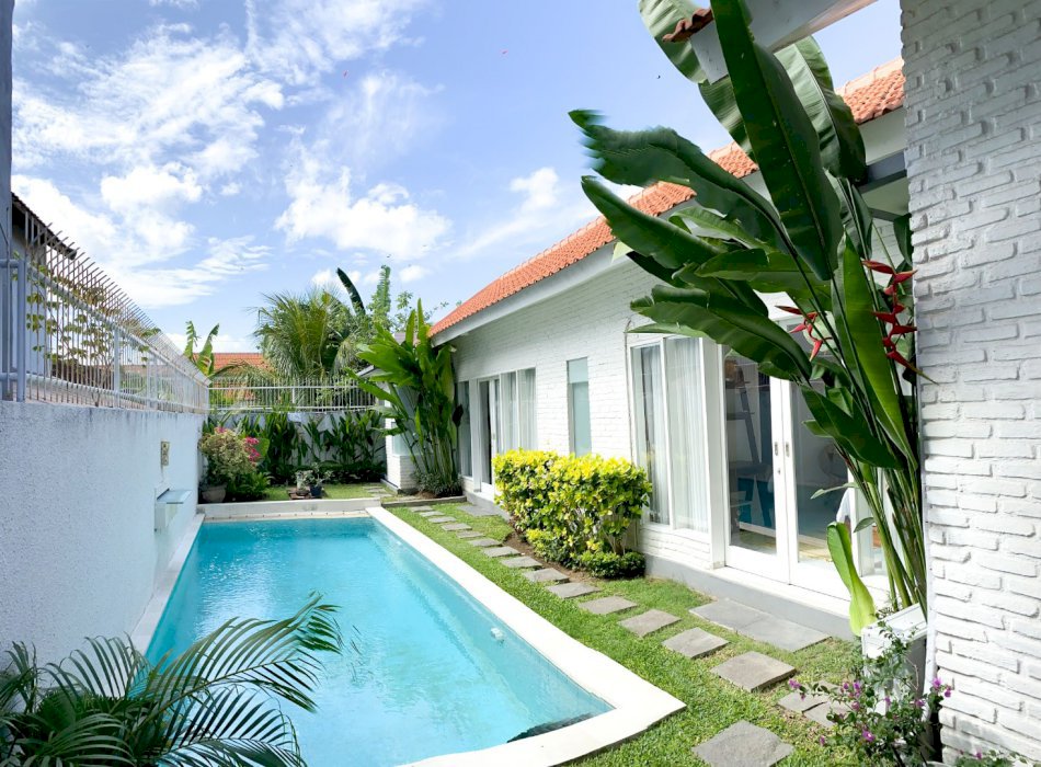 Available Villa for Rent Monthly in Padonan
