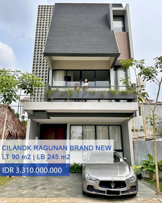 Rumah Baru 3 Lantai Dalam Townhouse di Ragunan Cilandak, Jakarta Selat