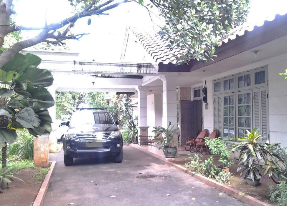 Jual Rumah Hitung Tanah Kebayoran Baru Jakarta Selatan