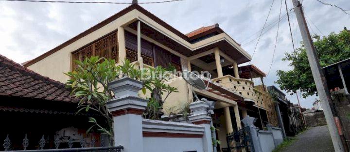 RUMAH ISTIMEWA 2 LANTAI DI AREA KEROBOKAN - BALI