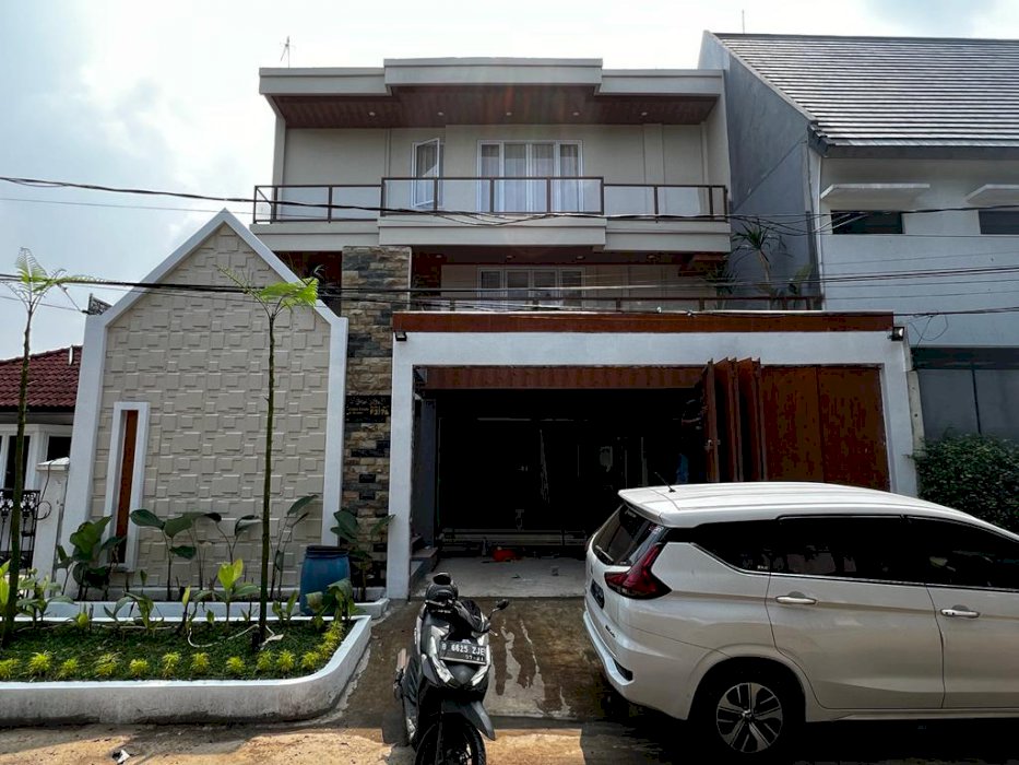 DI JUAL RUMAH BARU, CANTIK DAN MEWAH, CINERE DEPOK JAWA BARAT