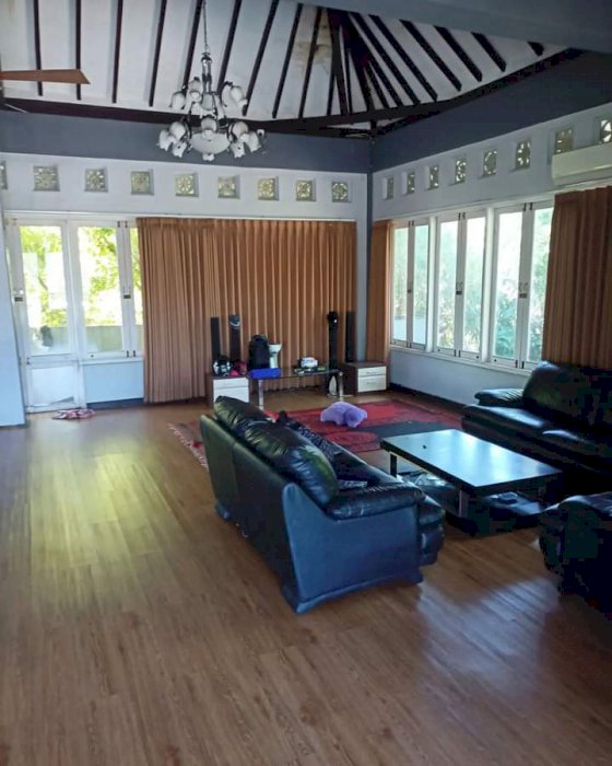 DIJUAL BANGUNAN DAN TANAH, JIMBARAN KUTA SELATAN BADUNG BALI