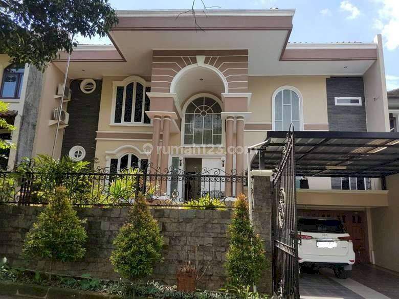 Rumah Asri Nuansa Hijau Perbukitan dalam Komplek Elit area Veteran,