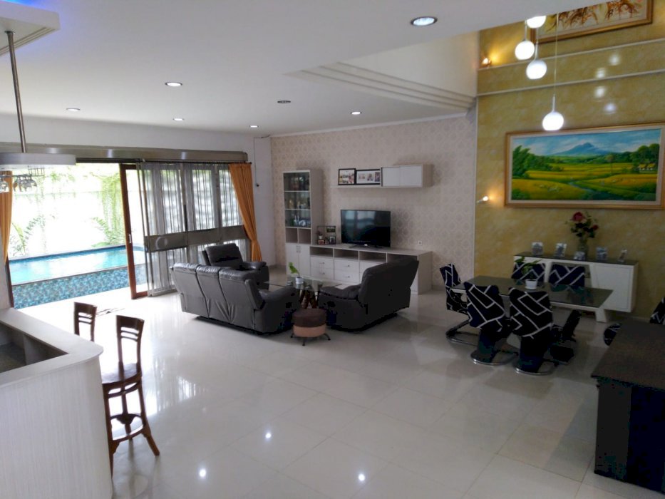 DIJUAL RUMAH STRATEGIS, JIMBARAN DENPASAR BALI