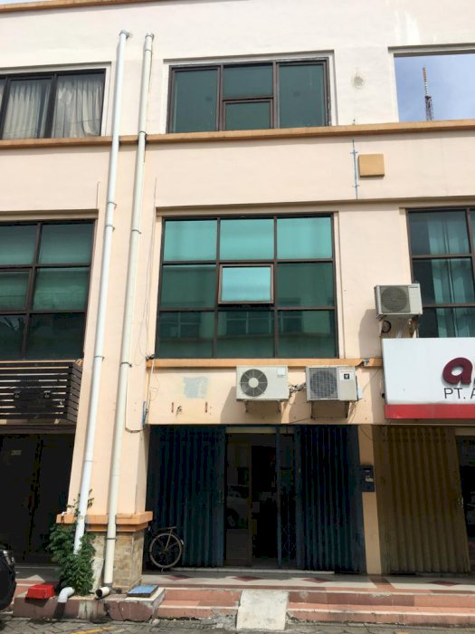 Ruko Plasa segi 8 -Sonokwijenan-Sukomanunggal-Surabaya barat