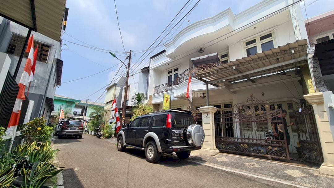 Rumah Bagus Design Klasik Modern Dekat Rs Persahabatan, Rawamangun