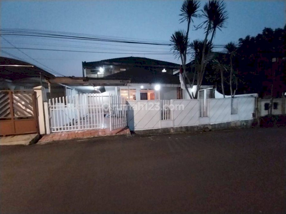Rumah Asri Dlm Cluster Dekat Stasiun Mrt Lebak Bulus, Jakarta