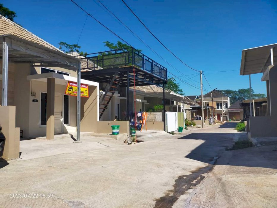 Rumah Baru di Dawung Pudak payung