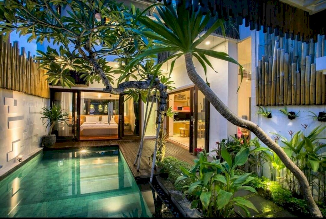 DIJUAL VILLA LUXURY BIDADARI, SEMINYAK KUTA BADUNG BALI