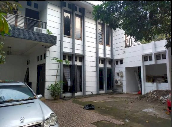 Jual rumah MEWAH bintaro jakarta selatan cocok untuk kluaraga besar