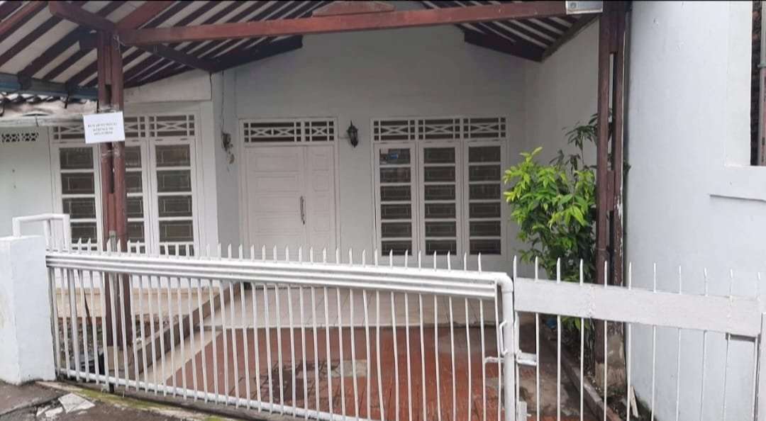 DI JUAL RUMAH STRATEGIS DI KEBAGUSAN PASAR MINGGU JAKARTA SELATAN
