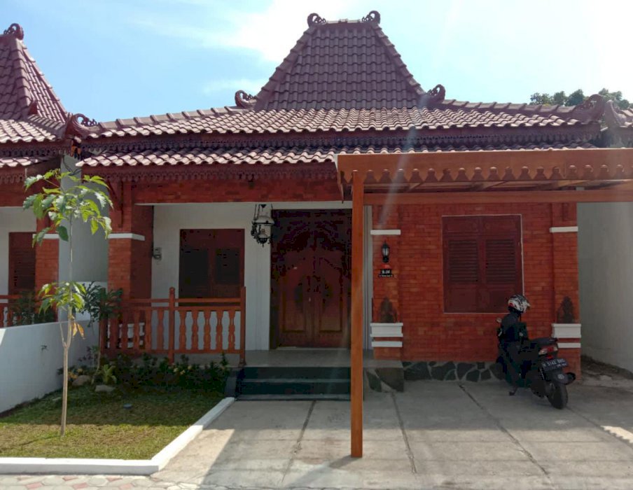 DI SEWAKAN RUMAH BARU DI NDALEM JOGLO PRAMBANAN KLATEN