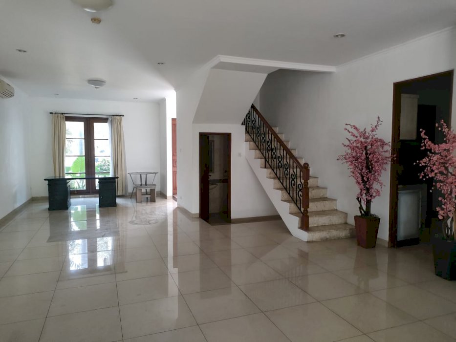 Disewakan Rumah Minimalis area Ampera Jakarta Selatan