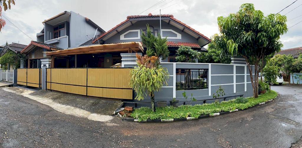 Rumah Luas Jual Cepat Lokasi Strategis di Cimahi Jawa Barat