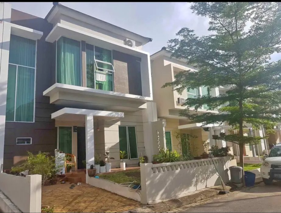 Dijual rumah siap huni summer residence lokasi strategis