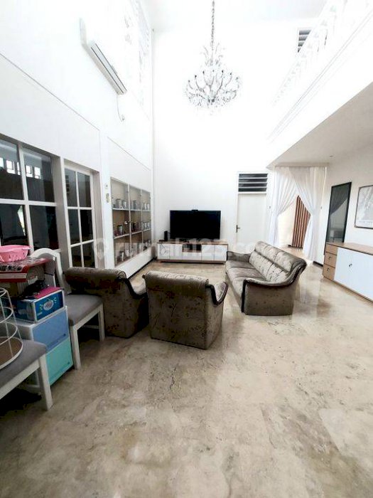 Disewa Rumah siap huni bisa buat kantor Area Cipete Jakarta Selatan