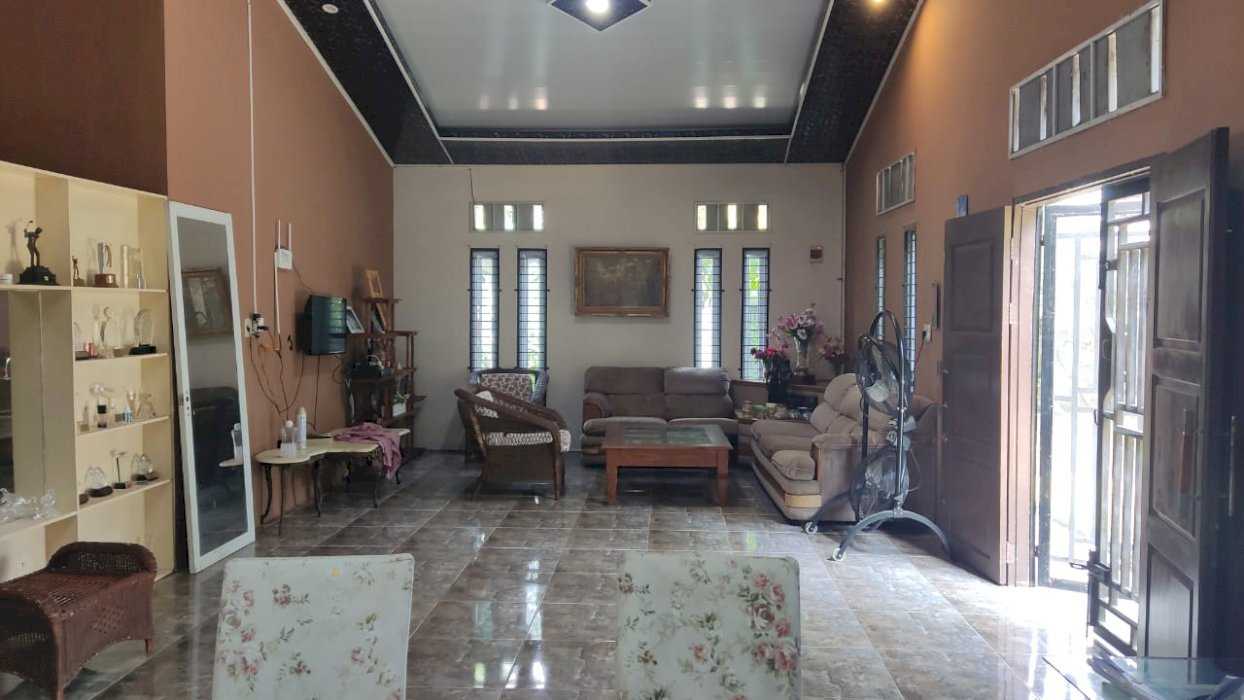 DI JUAL RUMAH LUAS TANAH1087m2 DI RUMBAI PEKANBARU