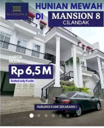 Rumah exekutip mewah di pusat kota