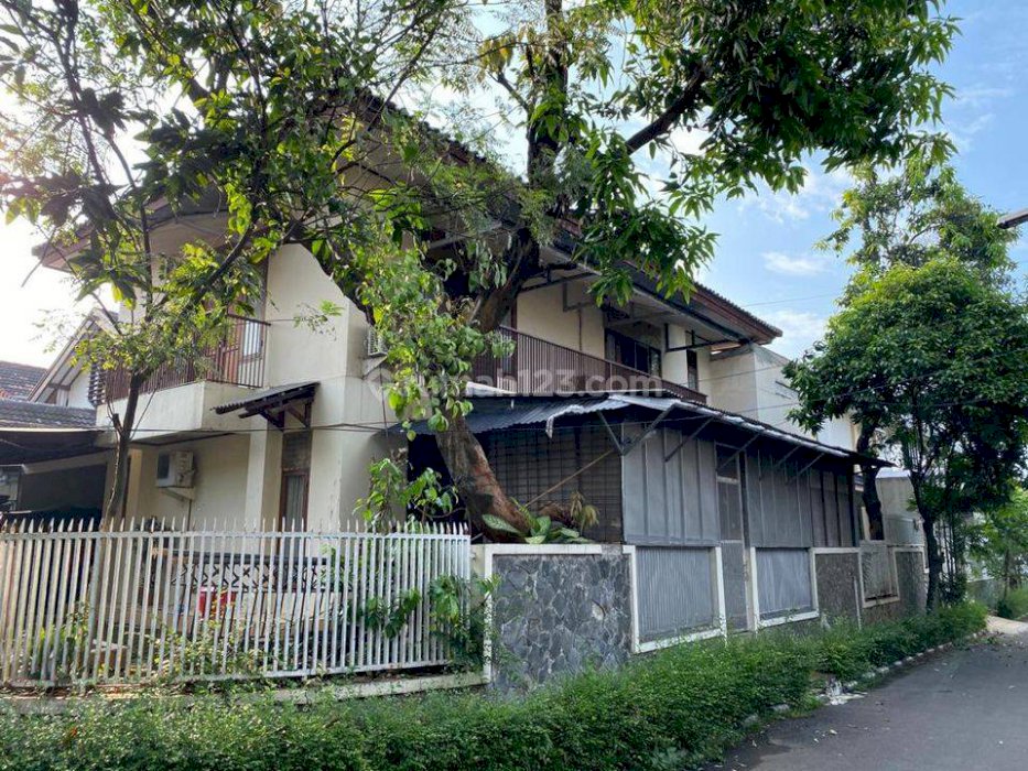 Hunian nyaman di Jalan Punai, Sektor 2 Bintaro Jaya, Tangerang Selatan