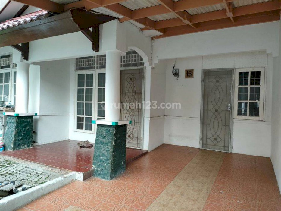 Rumah nyaman di Jalan Rajawali