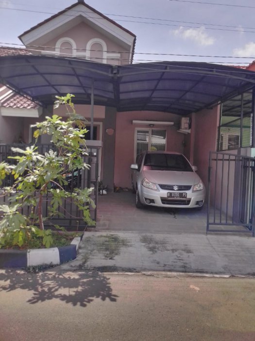 DIJUAL RUMAH STRATEGIS JATIBENING BEKASI JAWA BARAT