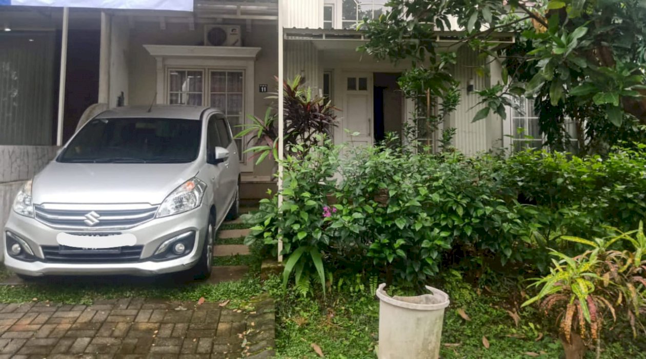 Jual Rumah / Villa Dengan Kebunnya Di Pasuruan Jawa Timur