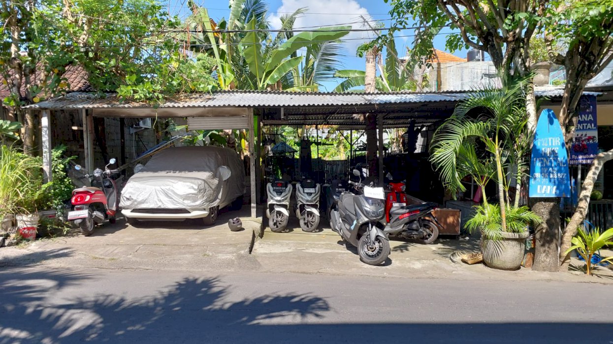 DI JUAL TANAH DI PINGGIR JALAN UTAMA RAYA BABAKAN  TAWANG CANGGU BALI