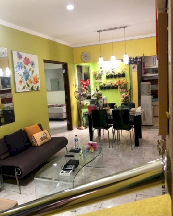 Dijual Rumah di Emerald Townhouse Bintaro Tangsel