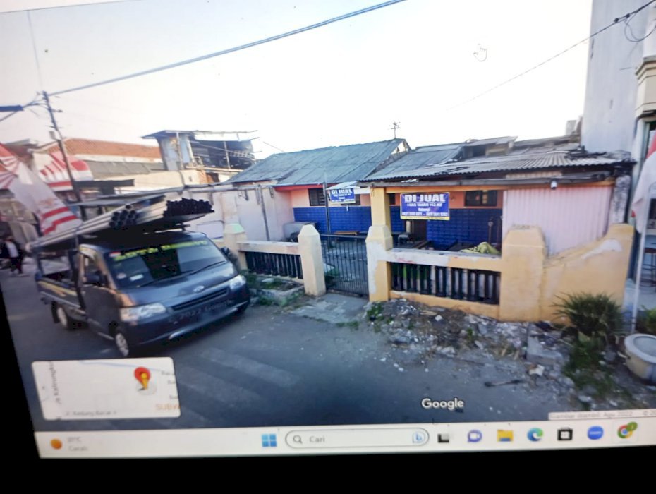 JUAL RUMAH HITUNG TANAH DI JL KEDUNG BARUK SURABAYA BELAKANG SAMATOR