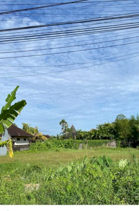 DI KONTRAKAN TANAH LAHAN SEWA BUMBAK UMALAS KEROBOMAN BALI