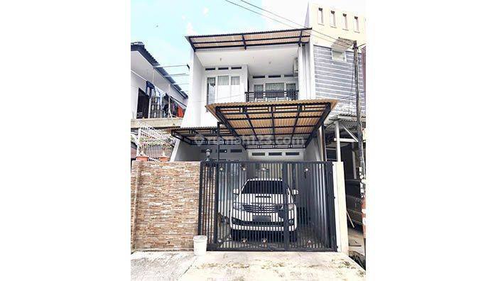 Rumah Hoek, Gading Indah Utara, Kelapa Gading, Jalan Lebar, sudah dari