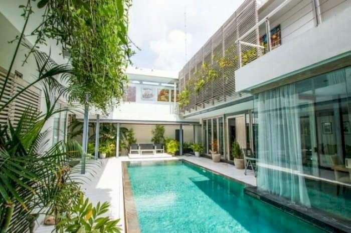JUAL VILLA MEWAH DI BATU BELIG SEMINYAK