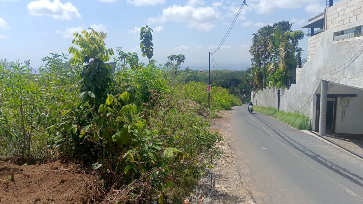 DI JUAL TANAH LUAS DI UNGGASAN PECATU BALI