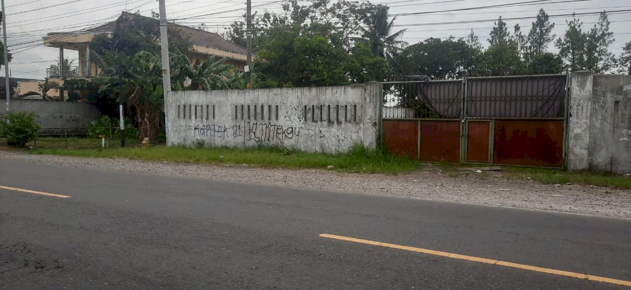 Disewakan tanah pinggir jalan nasional