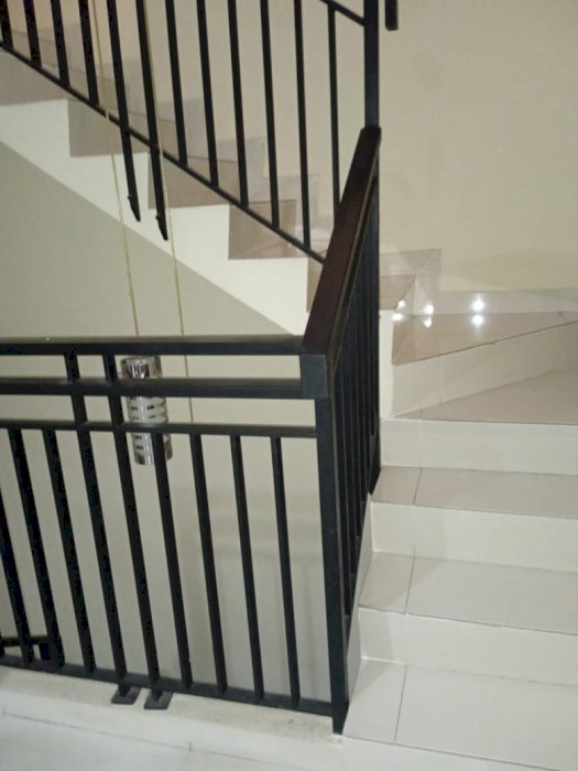 Rumah 3 lantai lebar 6m  siÃ p huni dan bebas banjir