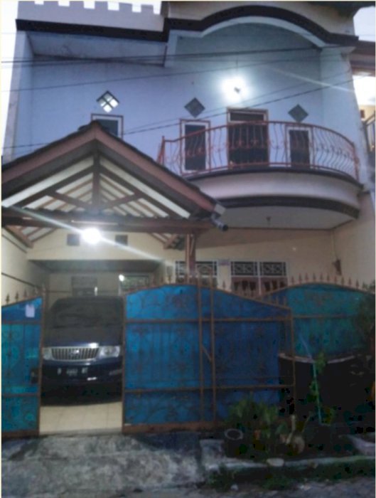Di Jual Rumah 2 Lantai, Cipondoh Tangerang Banten