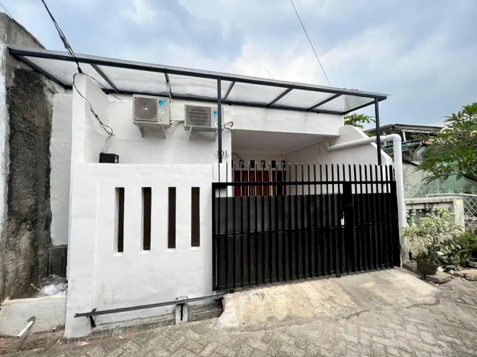 Di Jual cepat rumah minimalis karawaci